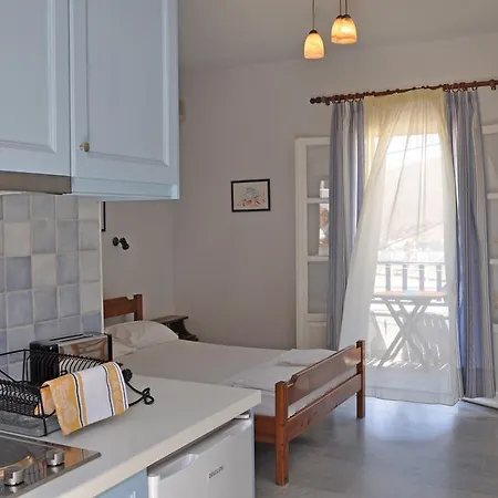 Nostos Studios Aegiali Chambre photo